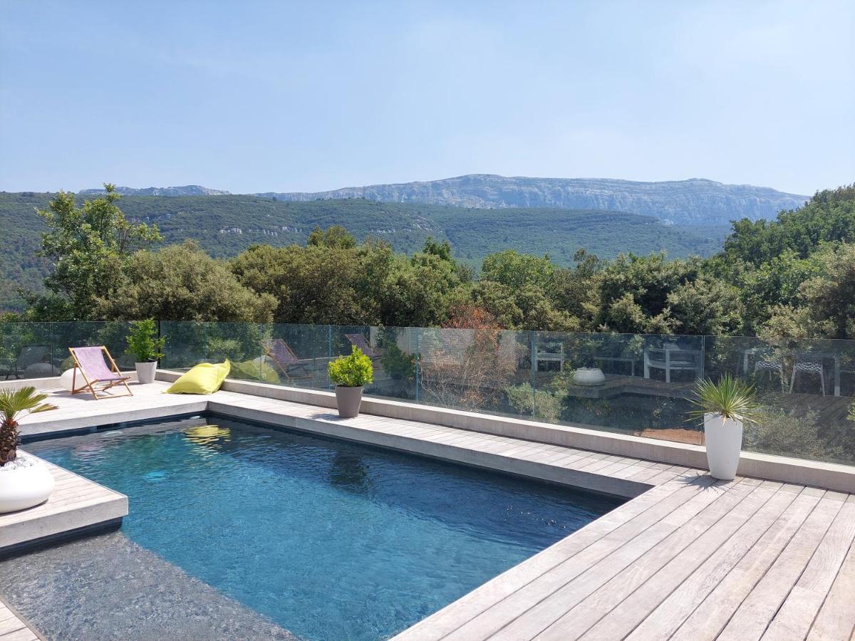Chez Herve Et Lydie Nans-les-Pins Exteriér fotografie
